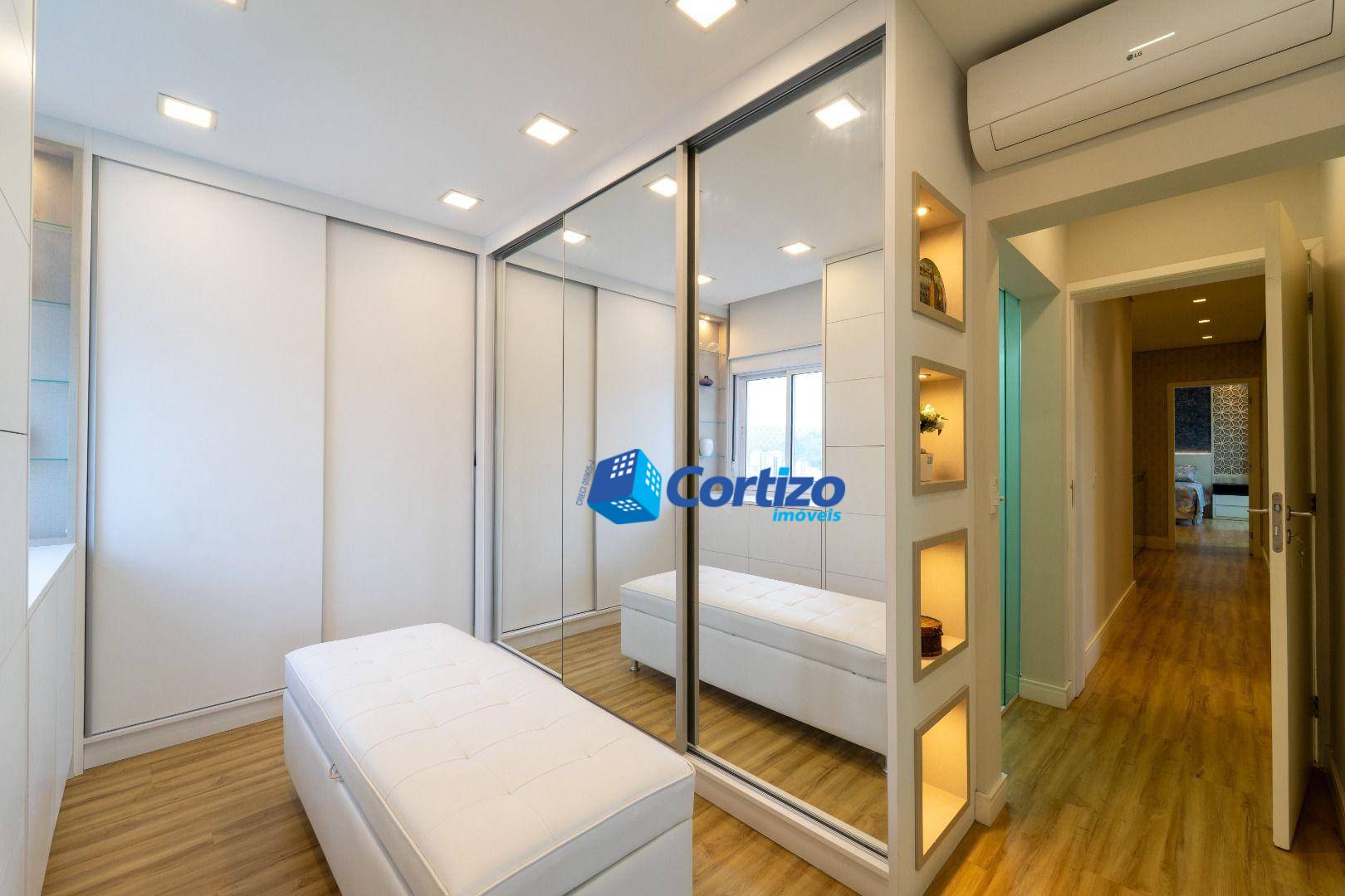 Apartamento à venda com 3 quartos, 271m² - Foto 45