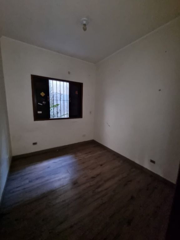 Casa à venda com 4 quartos, 150m² - Foto 18