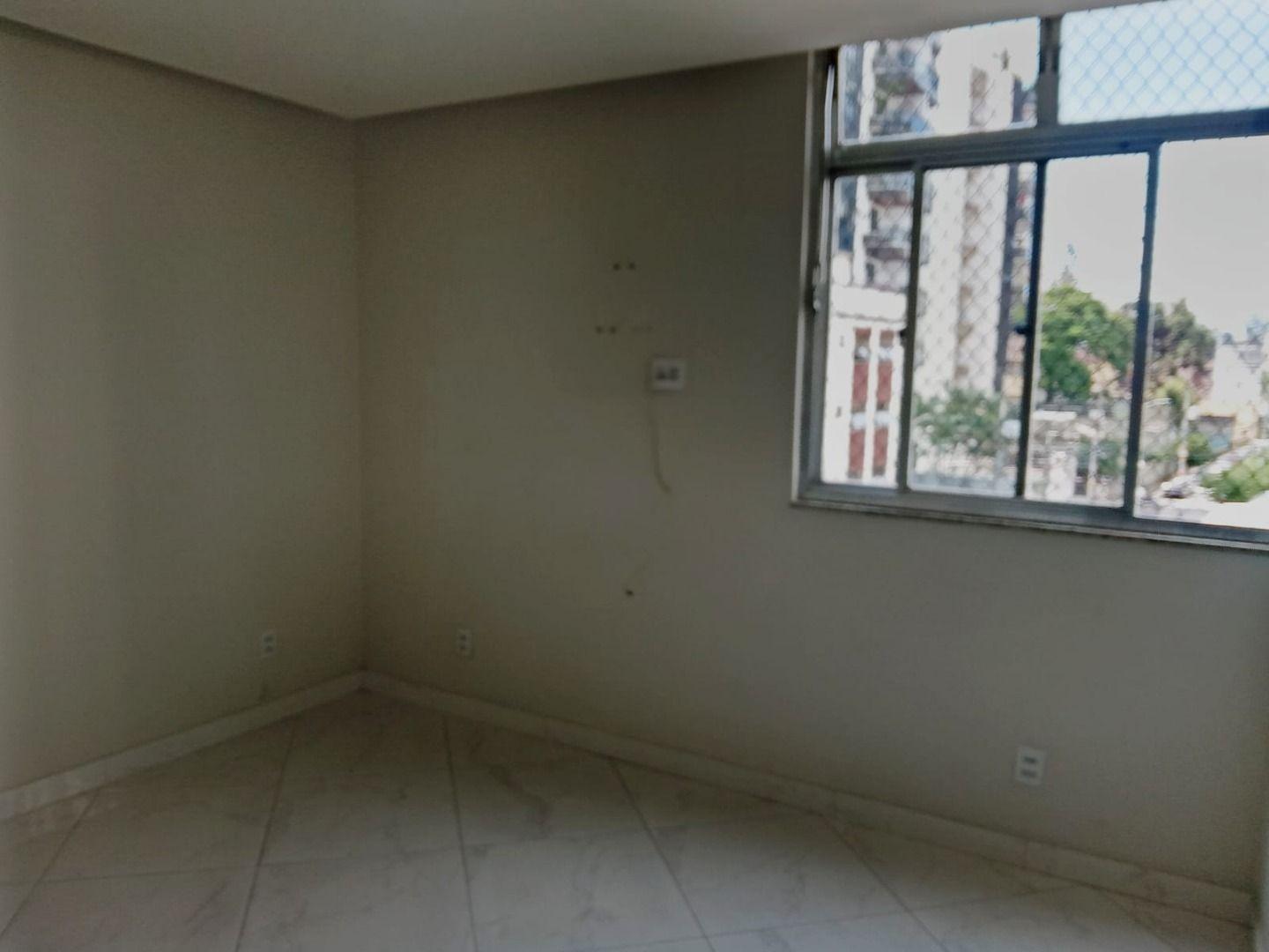 Apartamento à venda com 3 quartos, 120m² - Foto 14