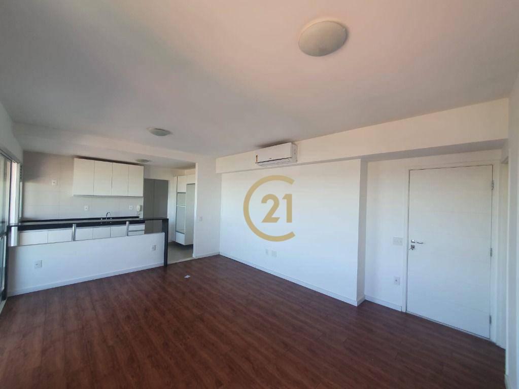 Apartamento para alugar com 3 quartos, 96m² - Foto 15