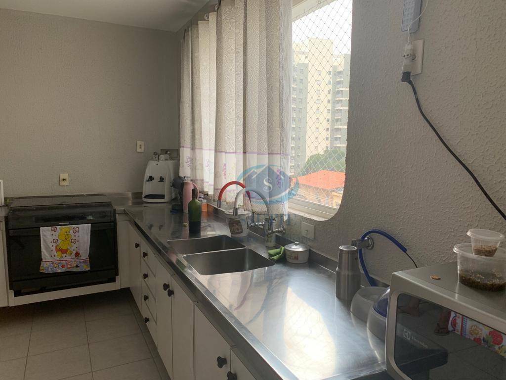 Apartamento à venda com 3 quartos, 192m² - Foto 10