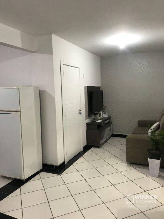 Apartamento à venda com 2 quartos, 70m² - Foto 2