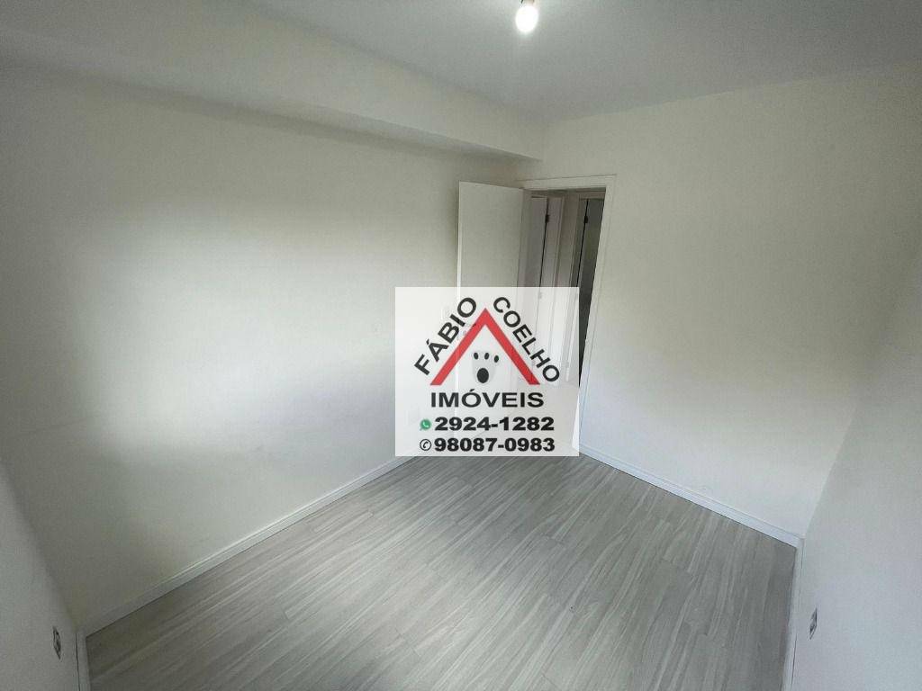 Apartamento à venda com 2 quartos, 61m² - Foto 17