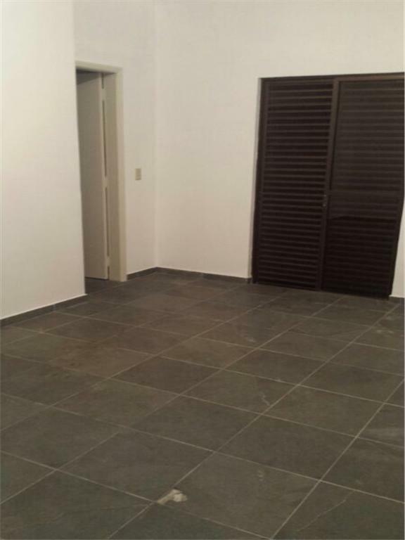 Apartamento à venda com 3 quartos, 151m² - Foto 17