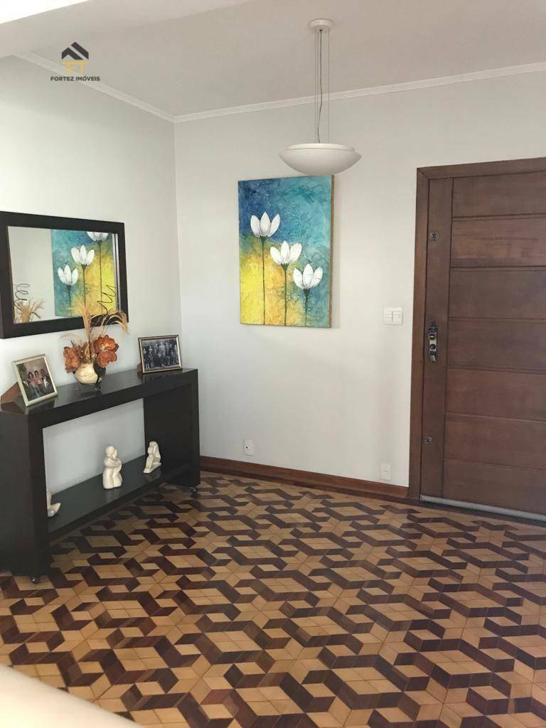 Casa à venda com 2 quartos, 280m² - Foto 4