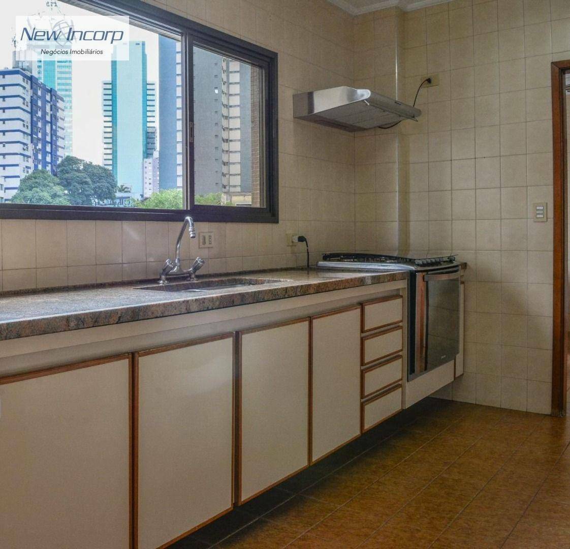 Apartamento à venda com 3 quartos, 288m² - Foto 15