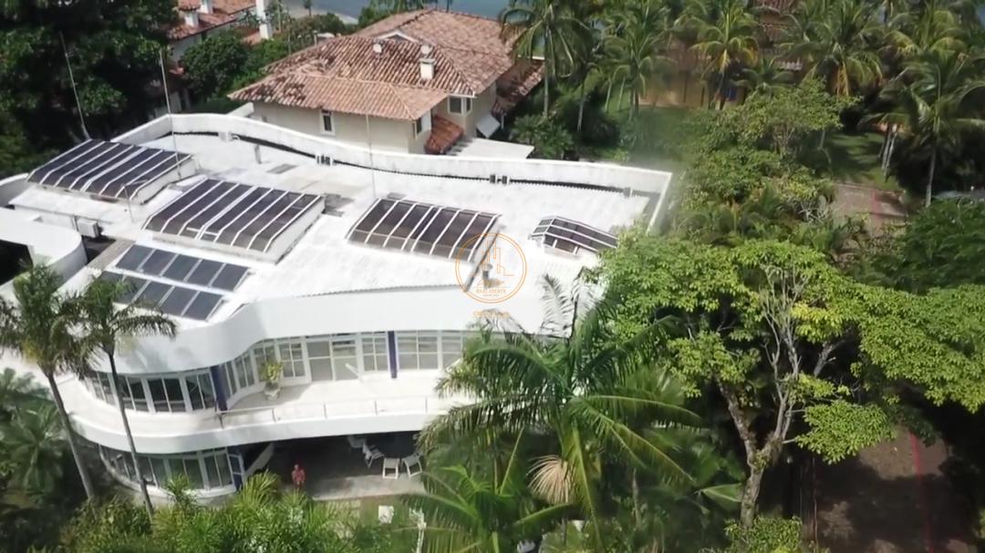 Casa de Condomínio à venda com 7 quartos, 800m² - Foto 3