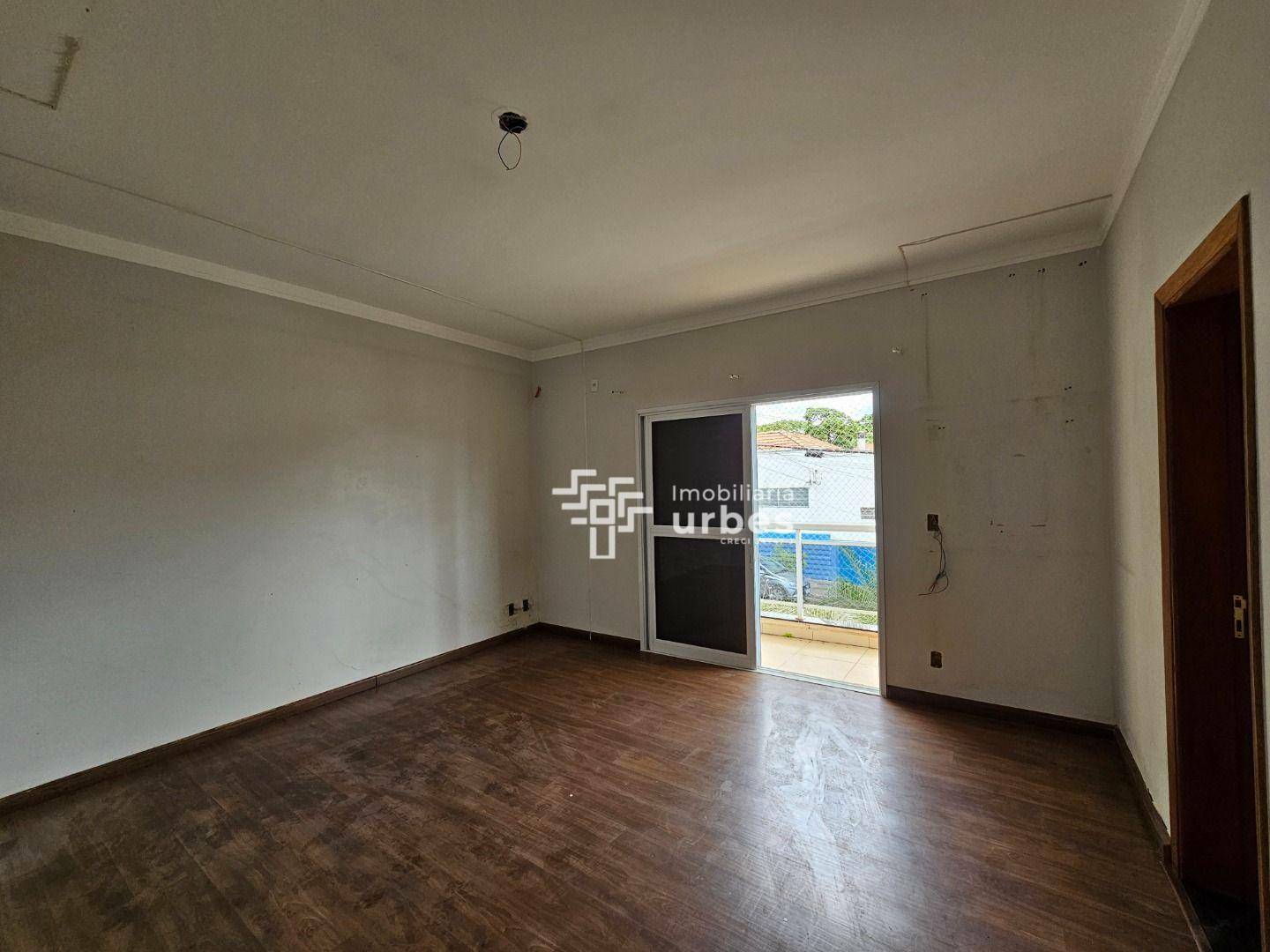 Casa à venda com 3 quartos, 313m² - Foto 27