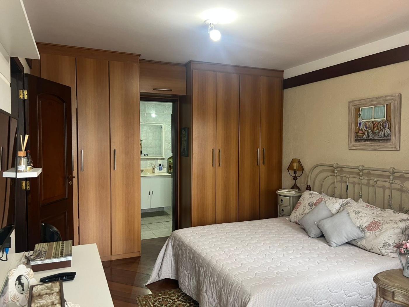 Casa à venda com 2 quartos, 240m² - Foto 11