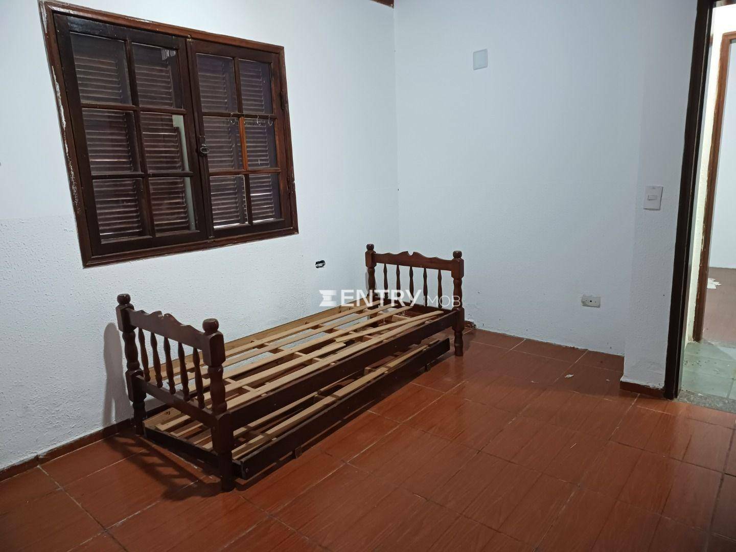 Casa à venda com 3 quartos, 100m² - Foto 16