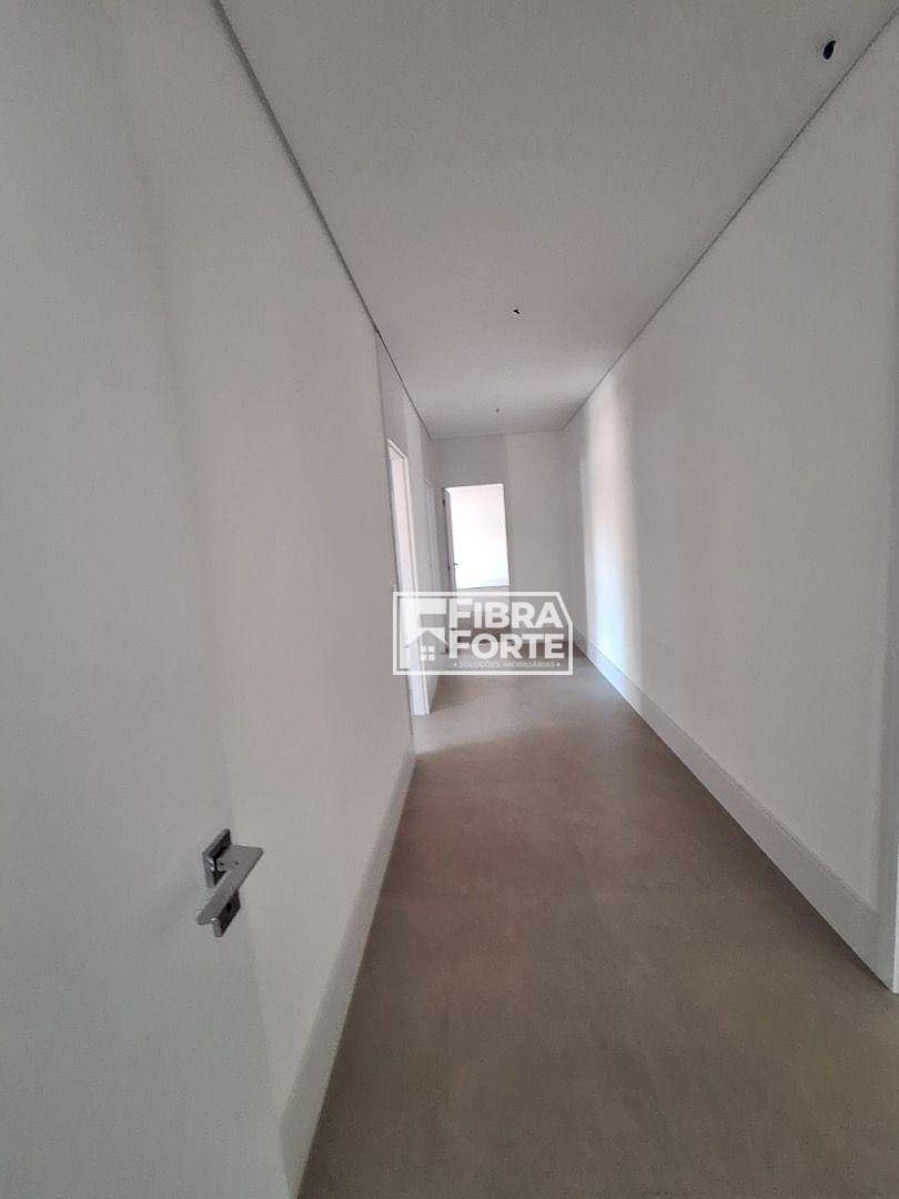 Apartamento à venda com 3 quartos, 320m² - Foto 28