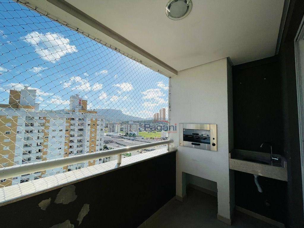 Apartamento para alugar com 2 quartos, 80m² - Foto 16