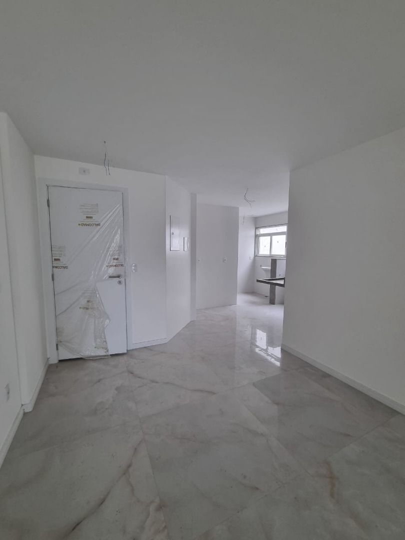 Apartamento à venda com 3 quartos, 110m² - Foto 15