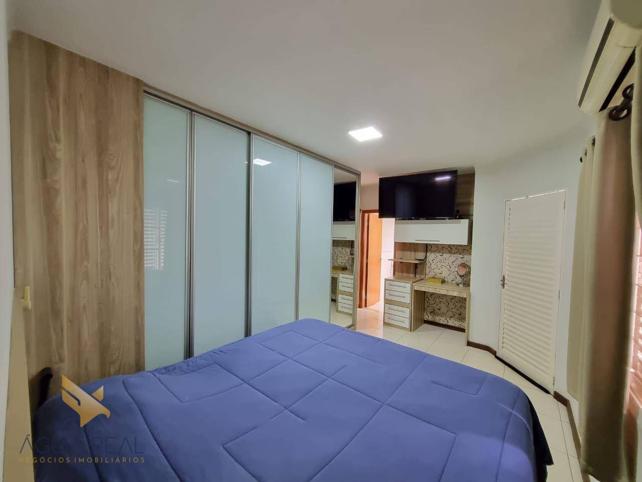 Sobrado à venda com 4 quartos, 328m² - Foto 27