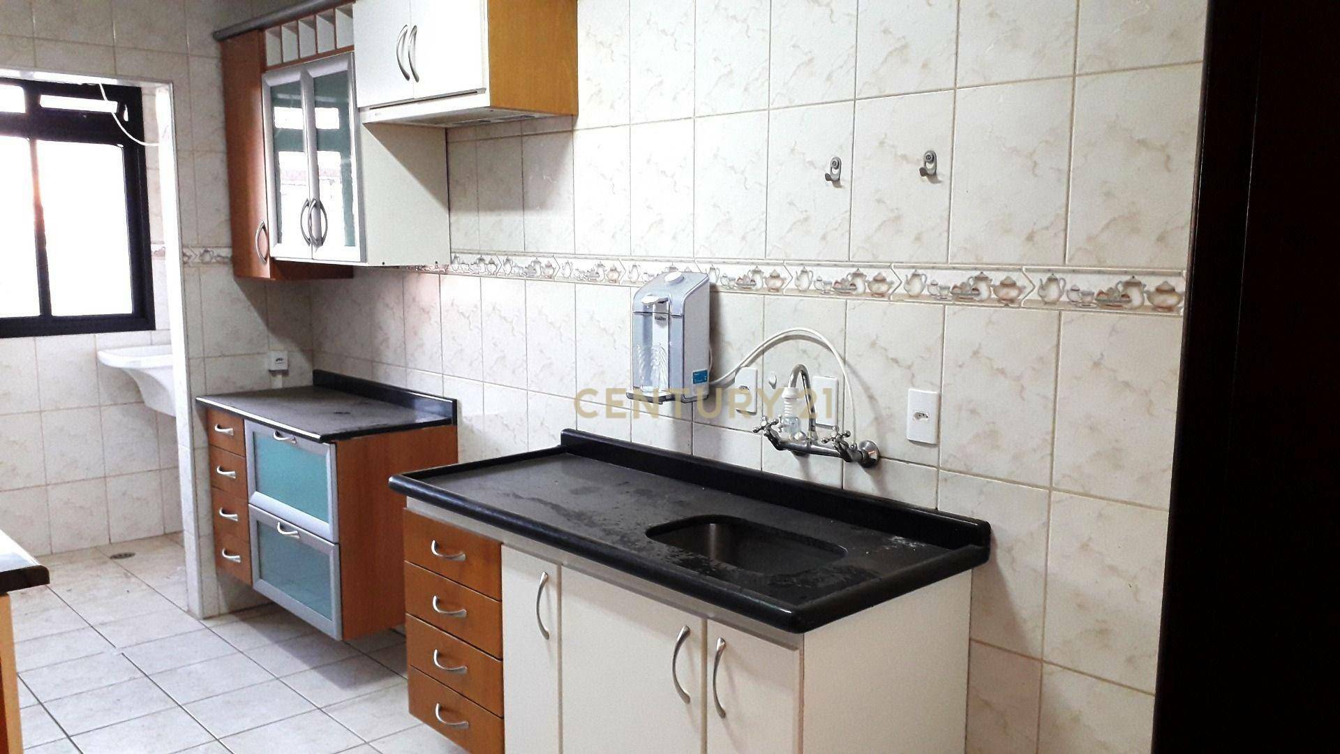 Apartamento para alugar com 2 quartos, 65m² - Foto 9