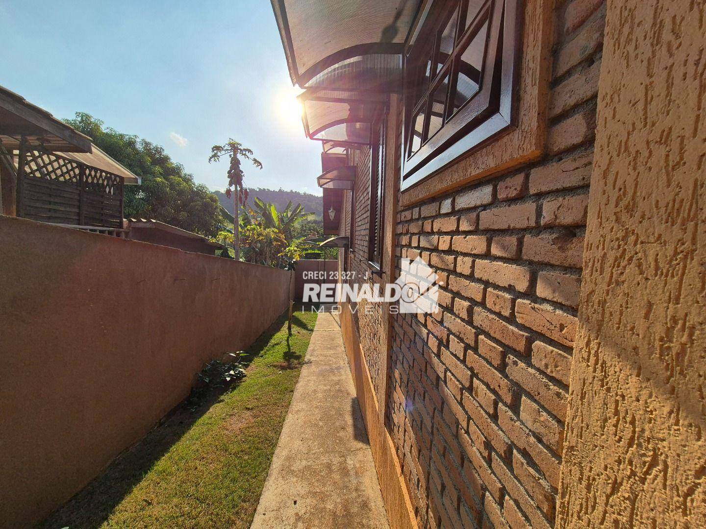 Casa de Condomínio à venda com 3 quartos, 274m² - Foto 22