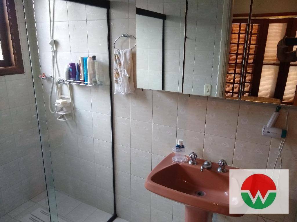 Casa à venda com 3 quartos, 280m² - Foto 18