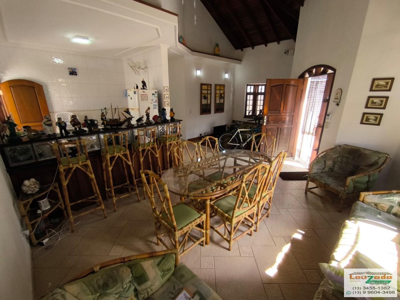 Casa à venda com 3 quartos, 300m² - Foto 8