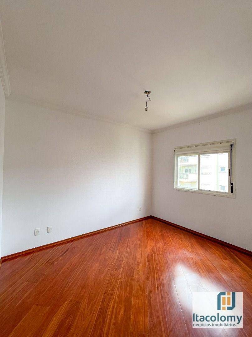 Apartamento à venda e aluguel com 3 quartos, 139m² - Foto 17