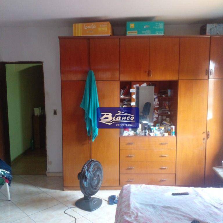 Sobrado à venda com 3 quartos, 220m² - Foto 11