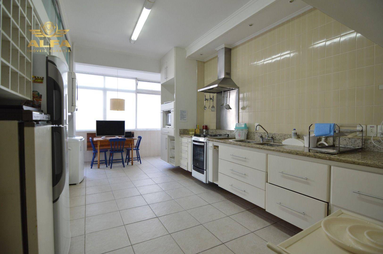 Apartamento à venda com 4 quartos, 215m² - Foto 19