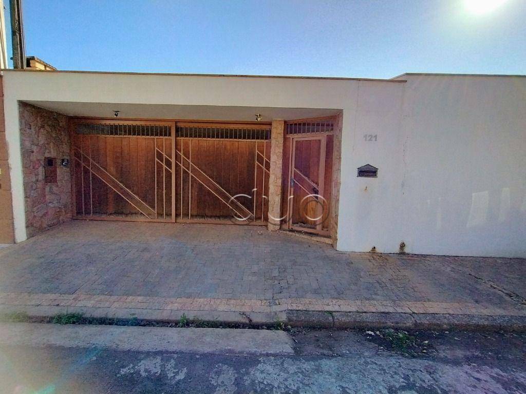 Casa à venda com 3 quartos, 189m² - Foto 4