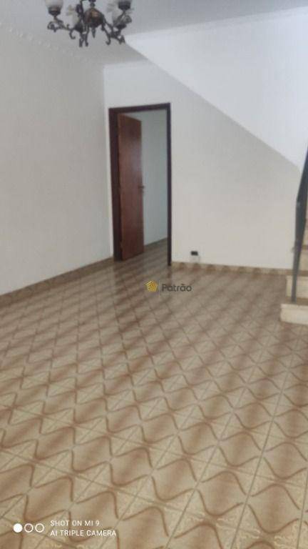 Sobrado à venda com 3 quartos, 146m² - Foto 3