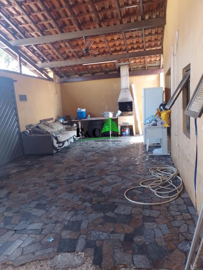 Casa à venda com 3 quartos, 250m² - Foto 11