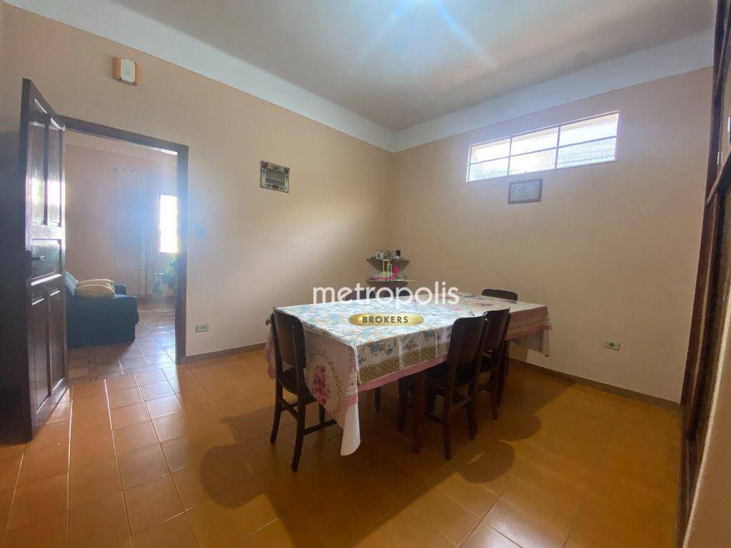 Casa à venda com 3 quartos, 258m² - Foto 11