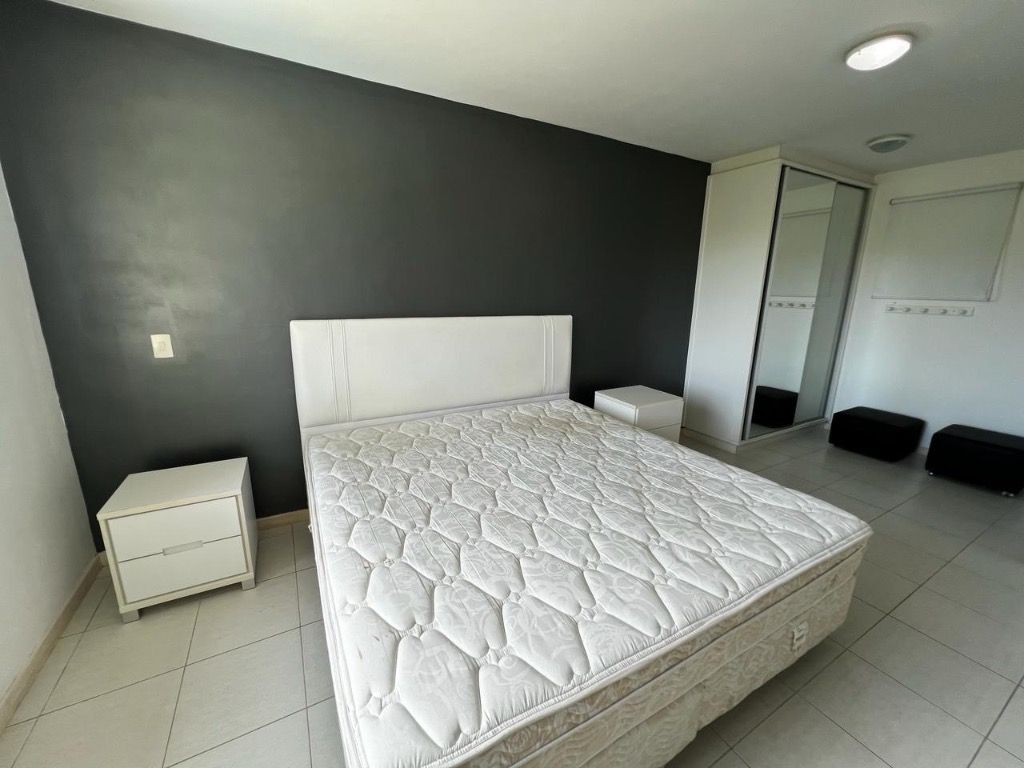 Casa de Condomínio à venda com 4 quartos, 250m² - Foto 28