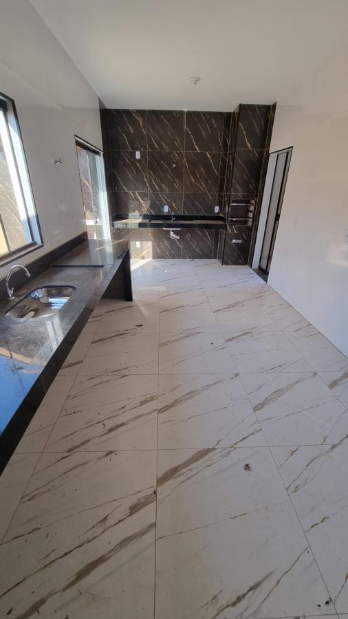 Casa à venda com 3 quartos, 213m² - Foto 14