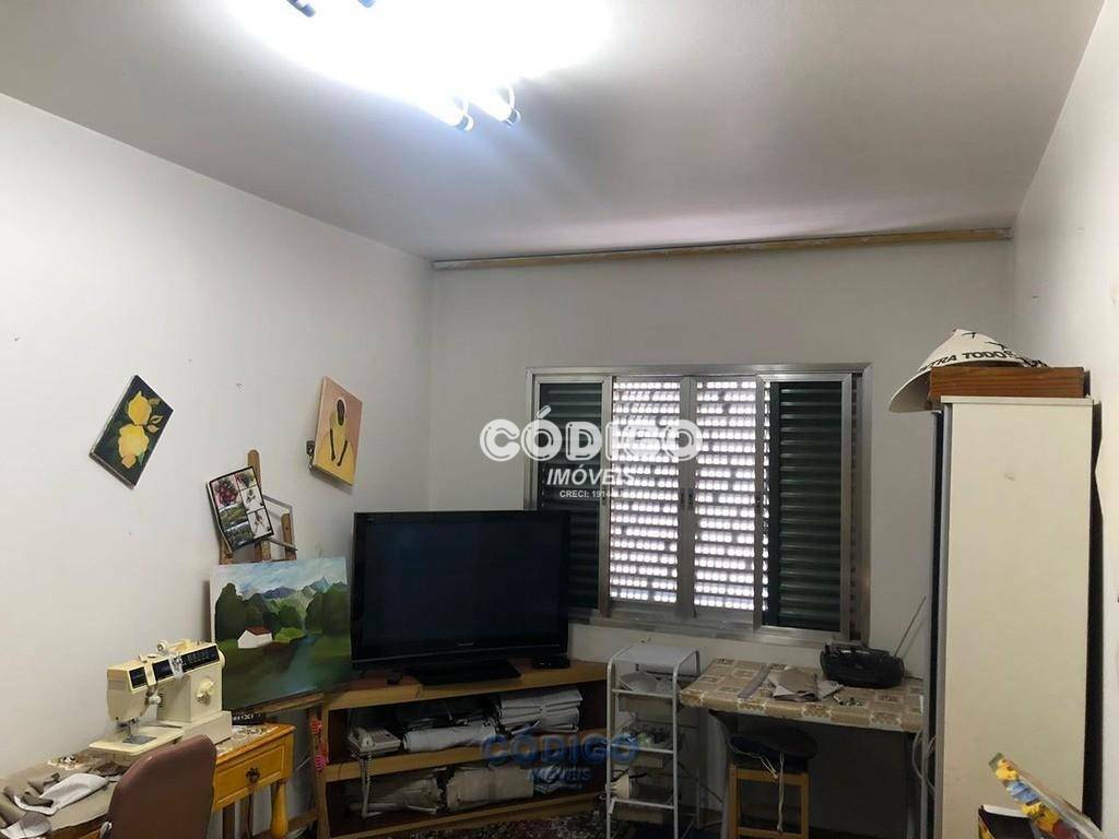 Sobrado à venda com 3 quartos, 200m² - Foto 16