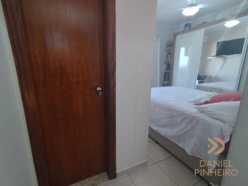 Apartamento à venda com 3 quartos, 77m² - Foto 13