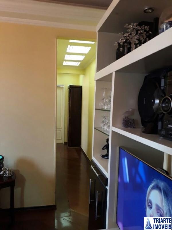 Apartamento à venda com 2 quartos, 62m² - Foto 11