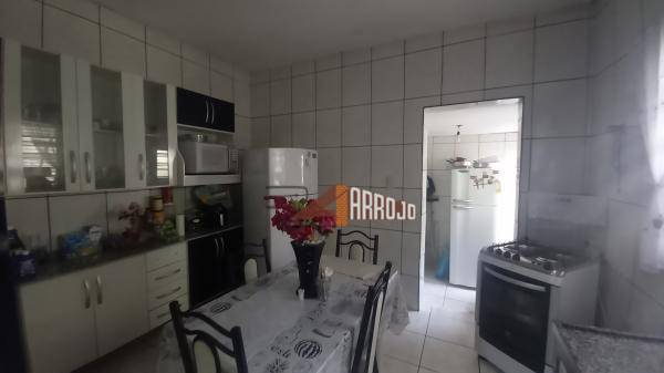 Casa à venda com 2 quartos, 96m² - Foto 6