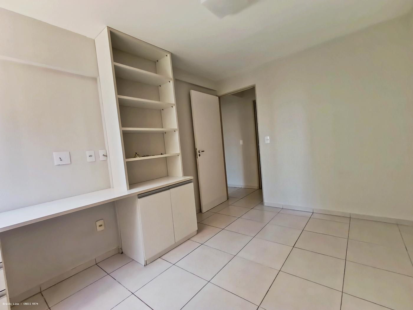 Apartamento à venda com 3 quartos, 113m² - Foto 6