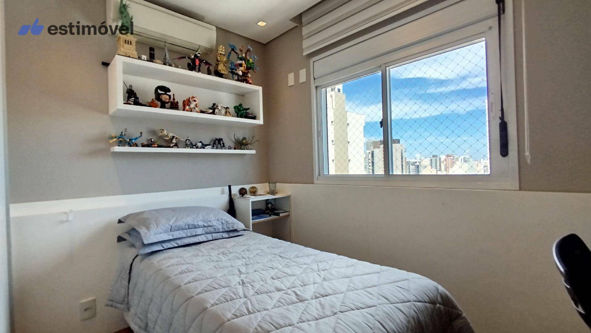 Apartamento à venda com 3 quartos, 180m² - Foto 15