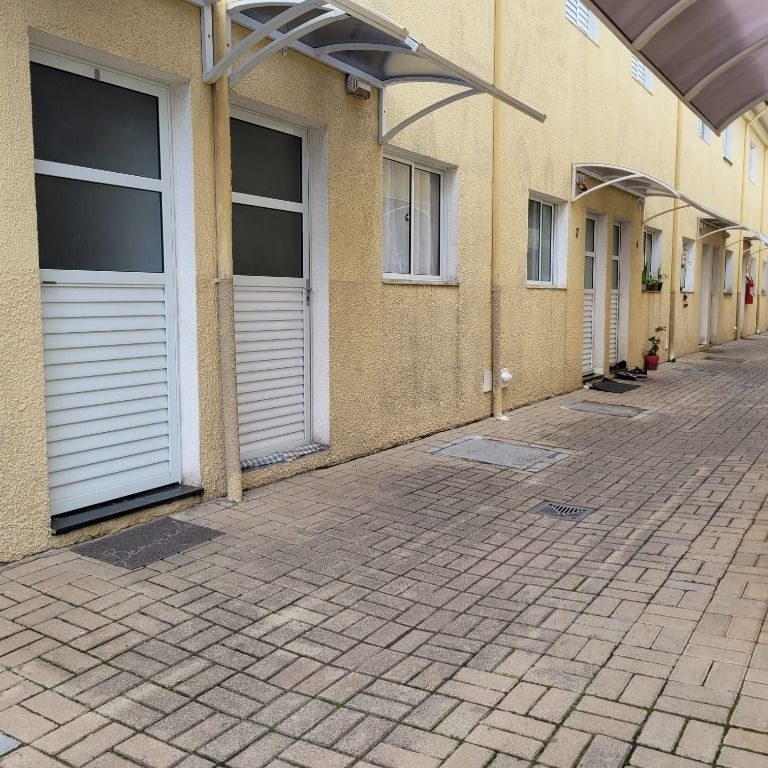 Sobrado à venda com 2 quartos, 60m² - Foto 2