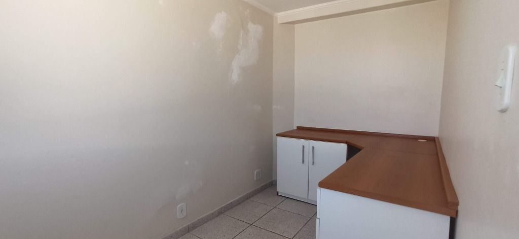 Apartamento para alugar com 3 quartos, 140m² - Foto 60