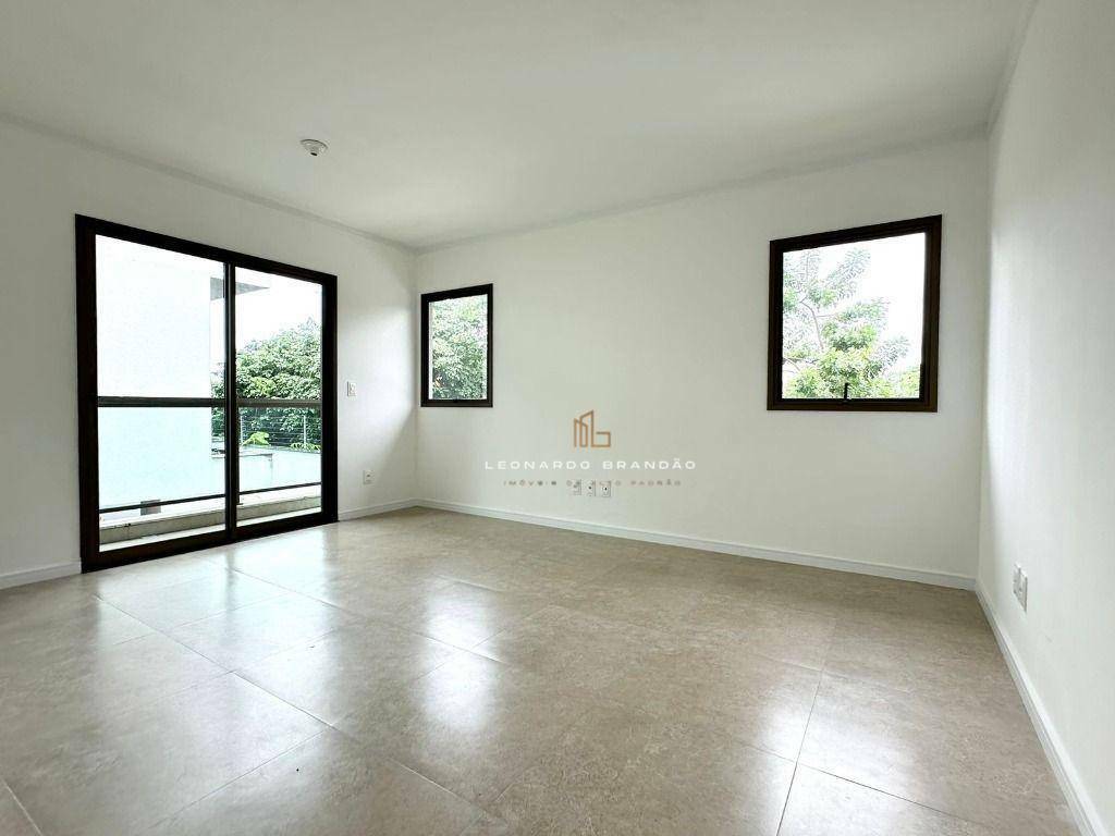 Casa de Condomínio à venda com 3 quartos, 236m² - Foto 14