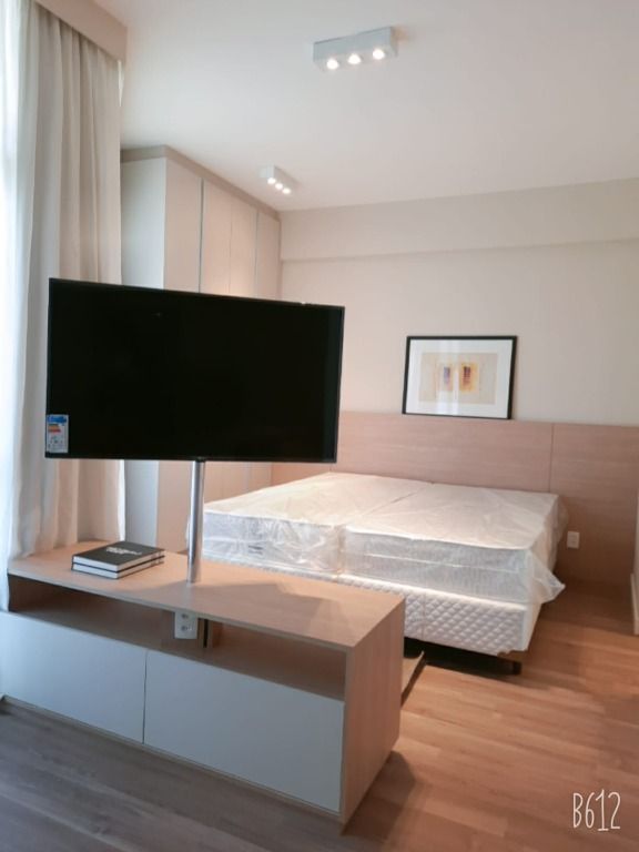 Apartamento para alugar com 2 quartos, 62m² - Foto 24