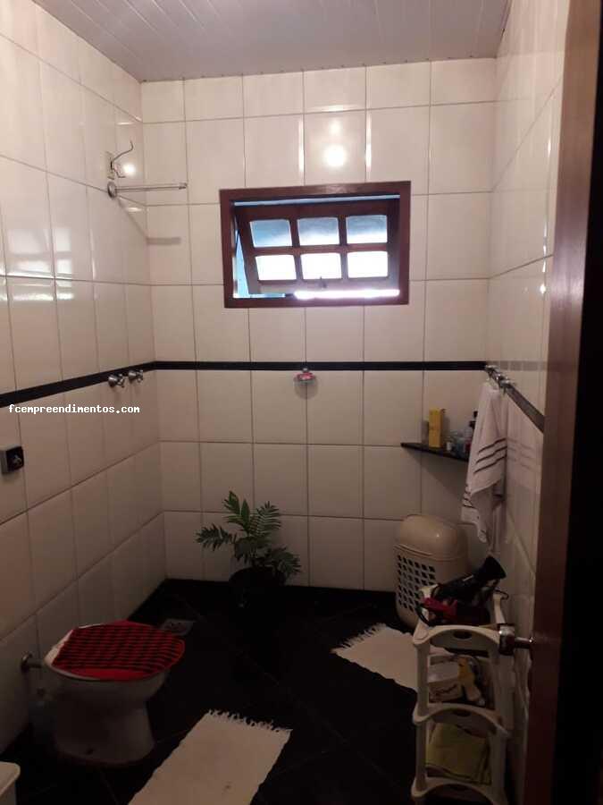 Sobrado à venda com 2 quartos, 250m² - Foto 12