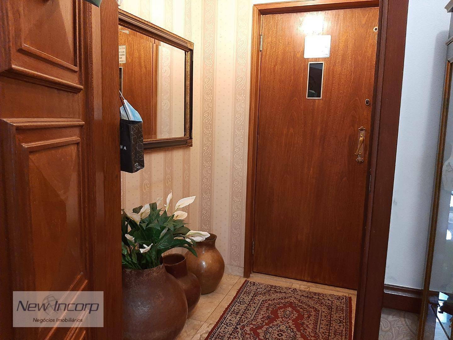 Apartamento à venda com 4 quartos, 220m² - Foto 36