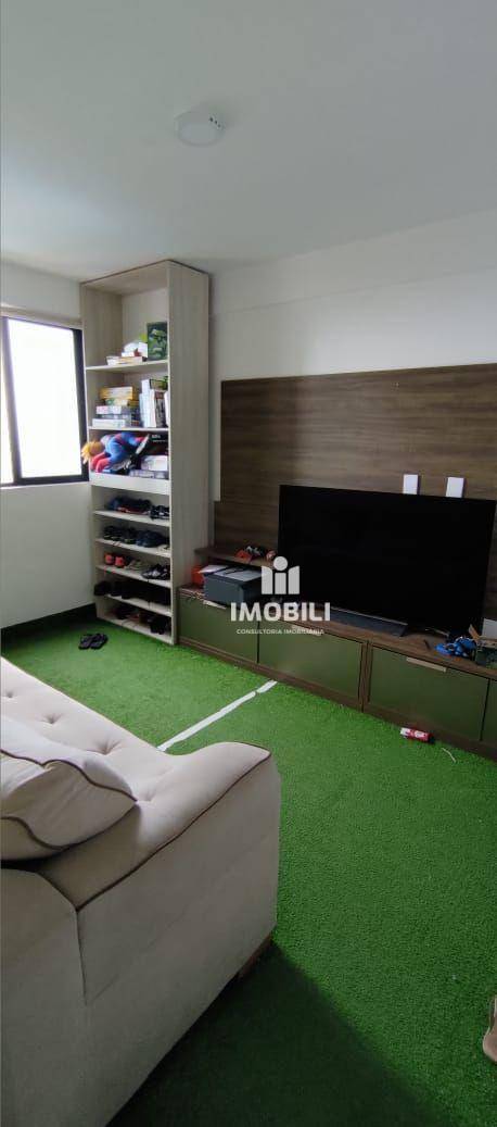 Apartamento à venda com 3 quartos, 97m² - Foto 6