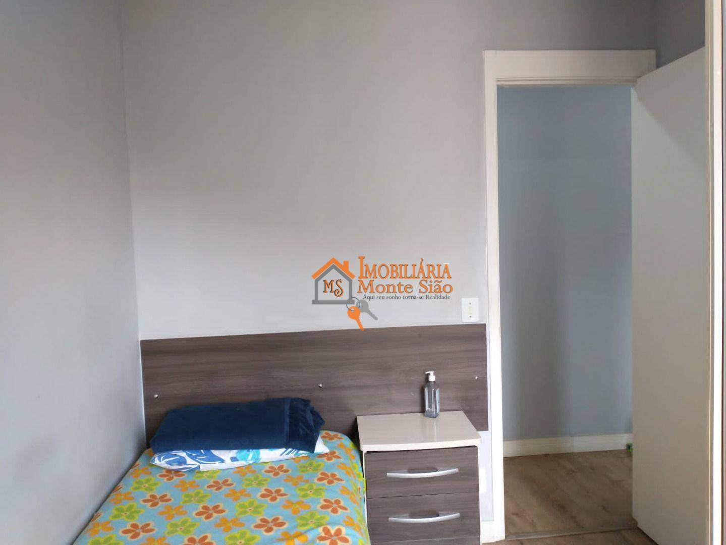 Apartamento à venda com 2 quartos, 44m² - Foto 14