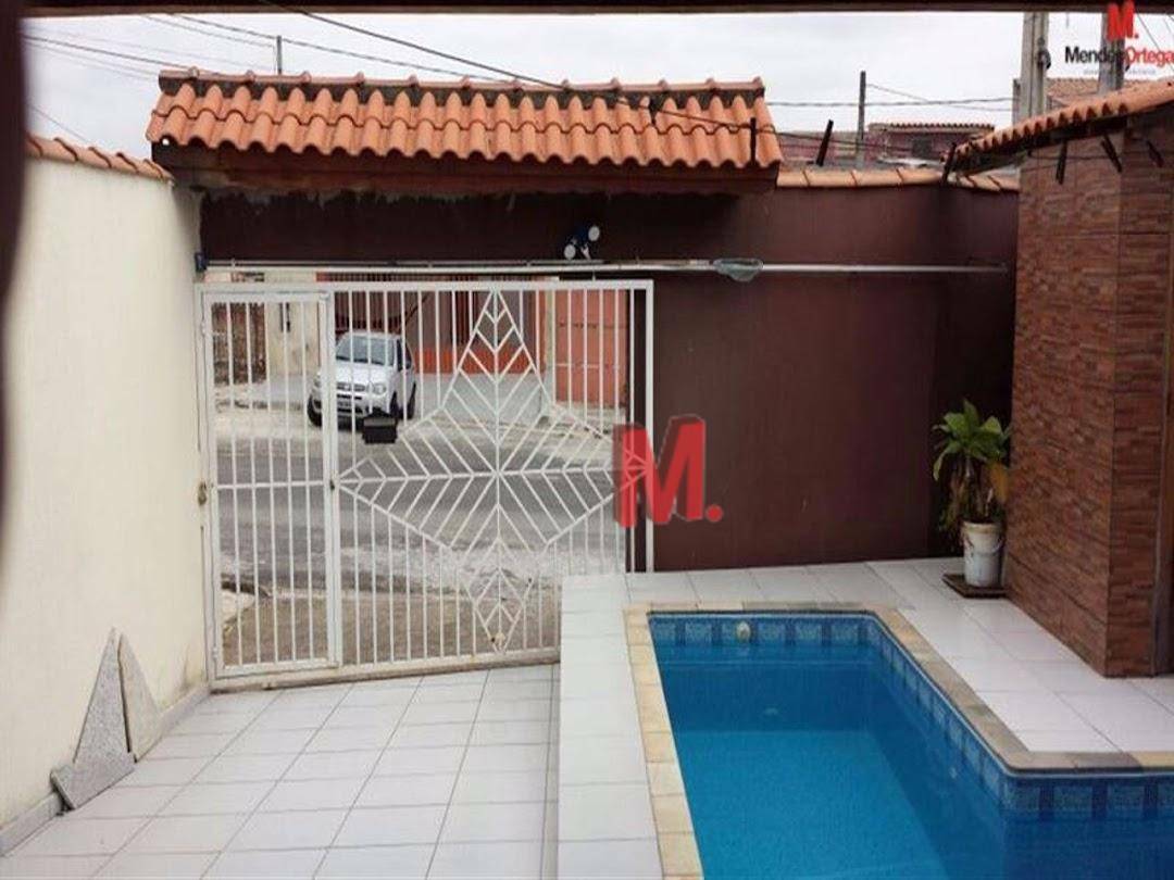 Casa à venda com 3 quartos, 210m² - Foto 15