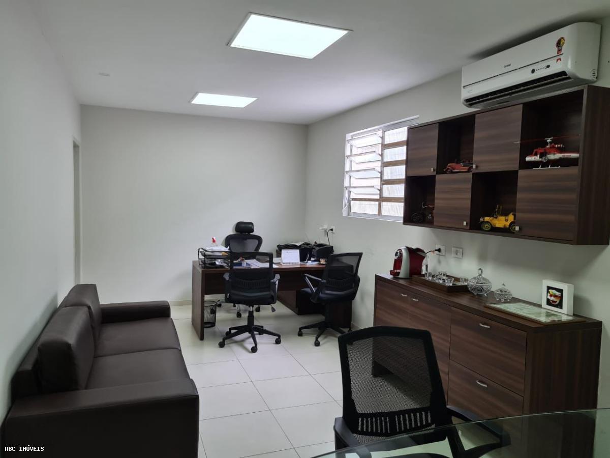 Prédio Inteiro para alugar com 1 quarto, 550m² - Foto 3