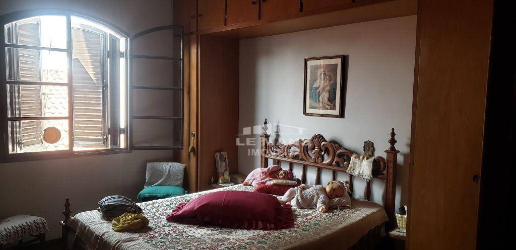 Casa à venda com 3 quartos, 186m² - Foto 11