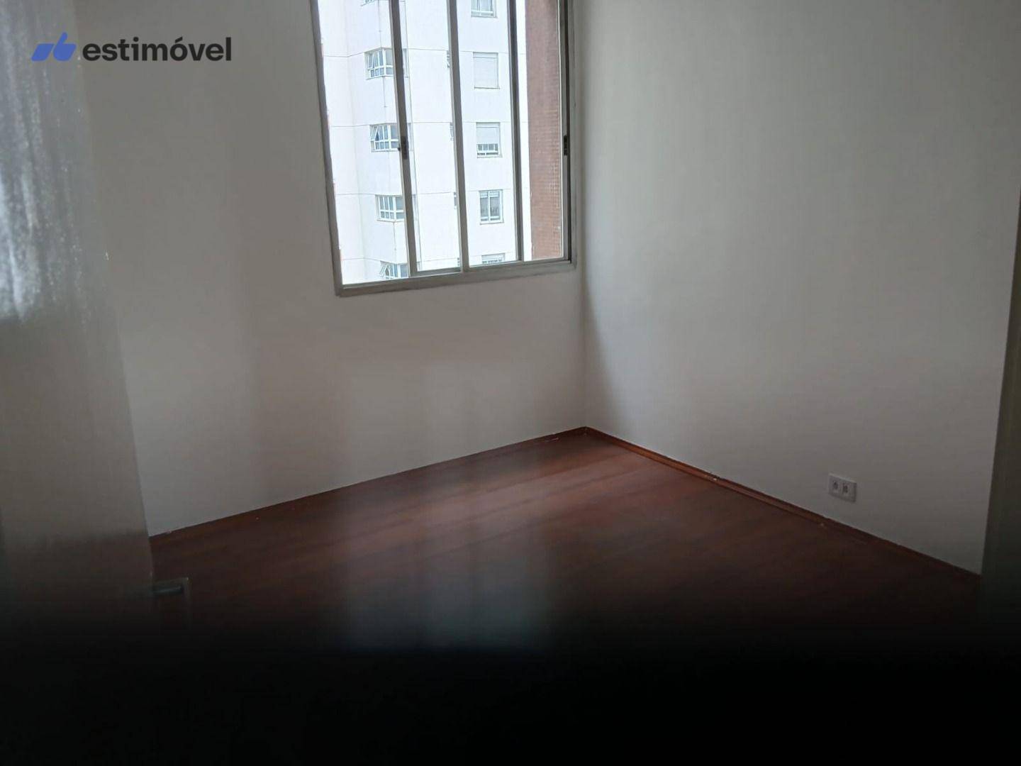 Apartamento para alugar com 2 quartos, 90m² - Foto 11