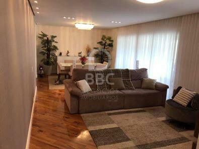 Apartamento à venda com 3 quartos, 146m² - Foto 2